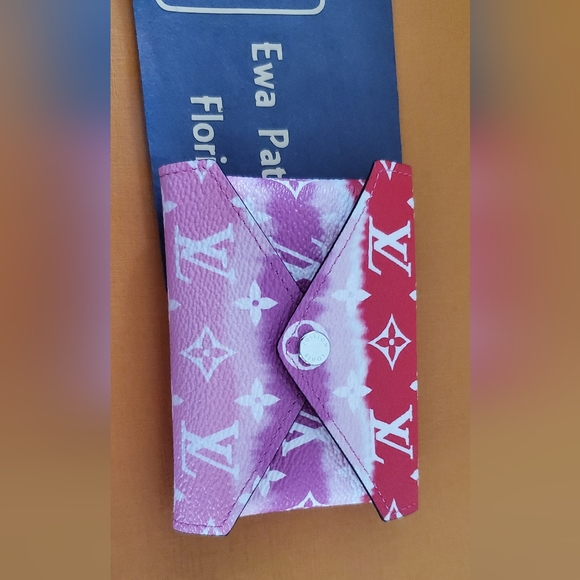 Louis Vuitton Escale kirigami small pouch - Picture 2 of 12